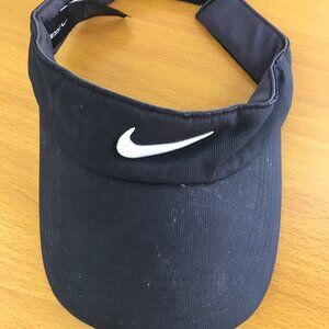Nike Golf Black White Adjustable Sun Visor Hat Unisex